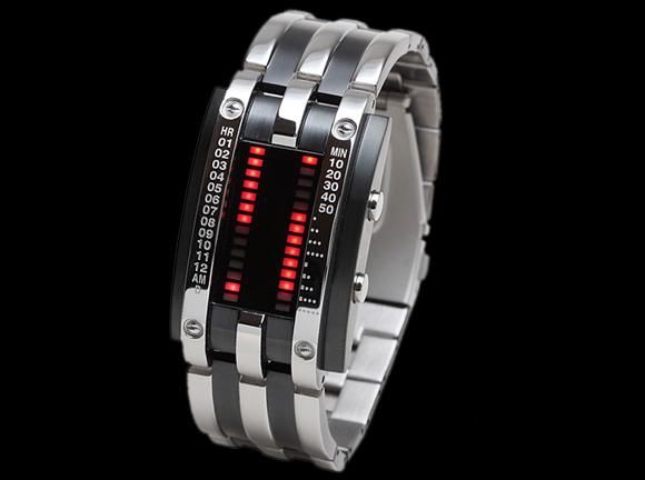 Circuit MK2 é um relógio de LEDs futurista.