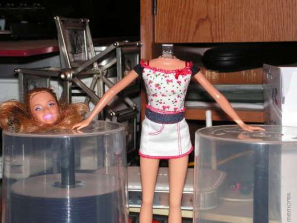 MONTE O SEU: Pen Drive feito com uma Boneca Barbie!