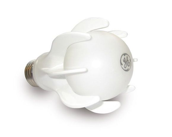 Nova lâmpada de LED da GE. Salve o planeta com estilo!