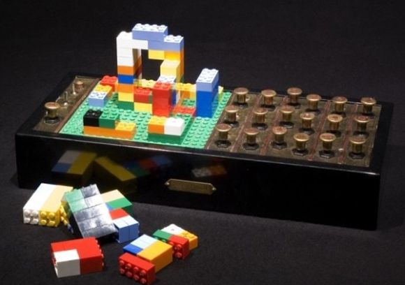 Sequenciador de sons feito com peças de LEGO. (com vídeo)