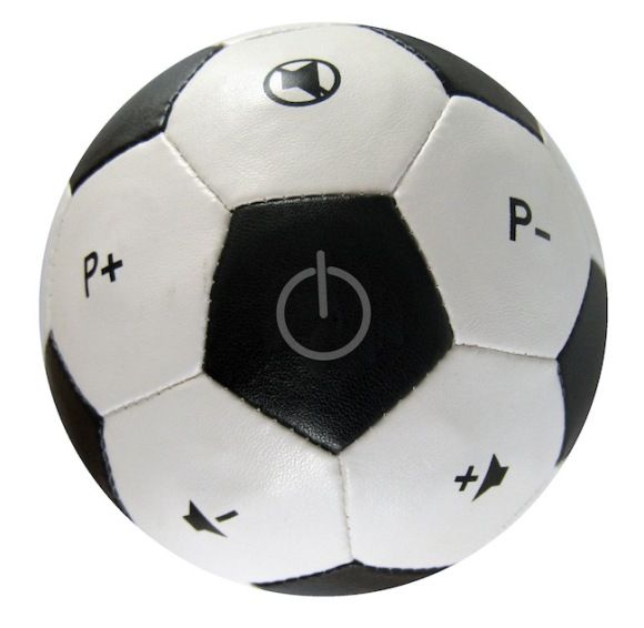 Controle remoto em forma de Bola de Futebol.