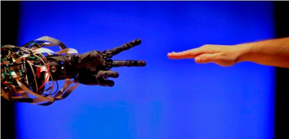 Pesquisadores criam uma "Pele" para Robôs que permitirá que eles 'sintam' objetos.
