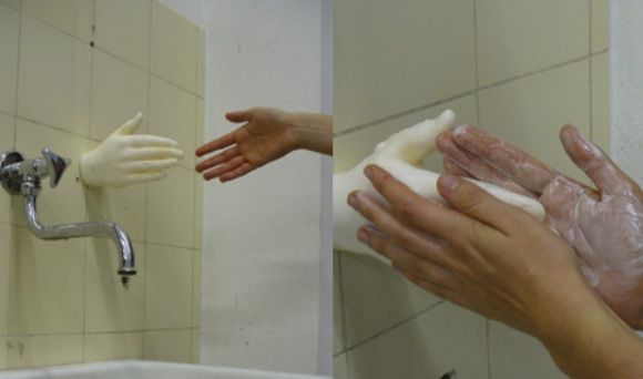 Handysoap - Uma mão lava a outra!