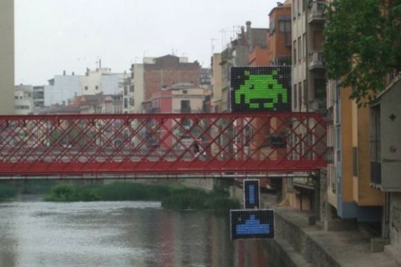 Invasão dos Space Invaders na Espanha.
