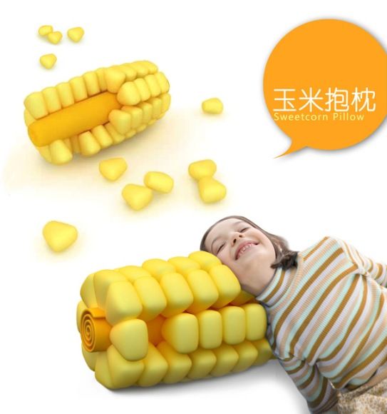 Sweetcorn Pillow - Um travesseiro em forma de milho.