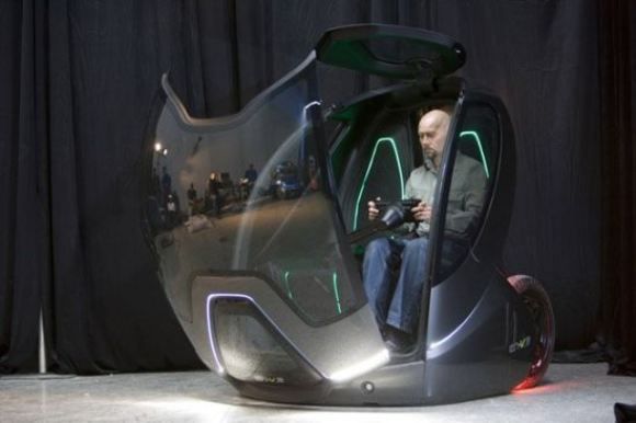 EN-V - Um veículo Protótipo futurista da GM com cara de Segway.
