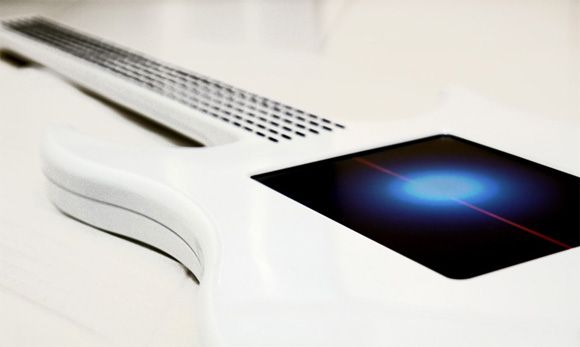 Misa - A Incrível Guitarra Touch Screen! (com vídeo)