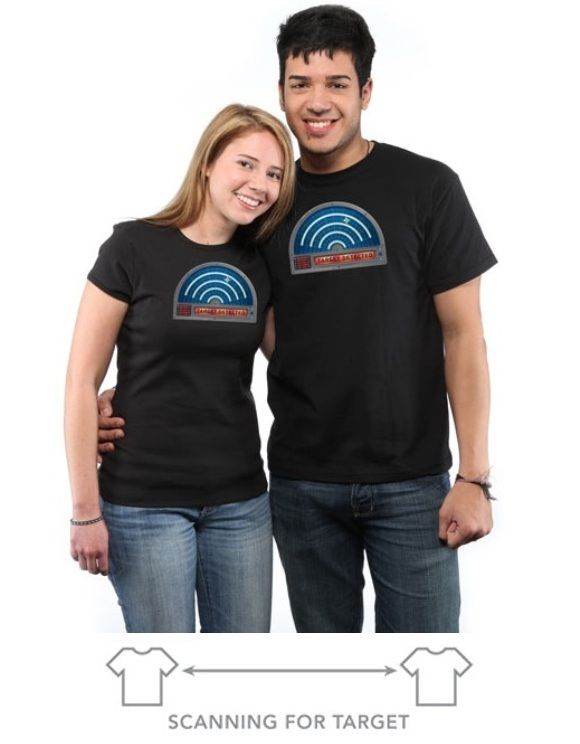 Camisetas para casais com sensores de Proximidade.