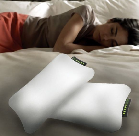 Travesseiro High Tech conceito faz massagem e aquece.