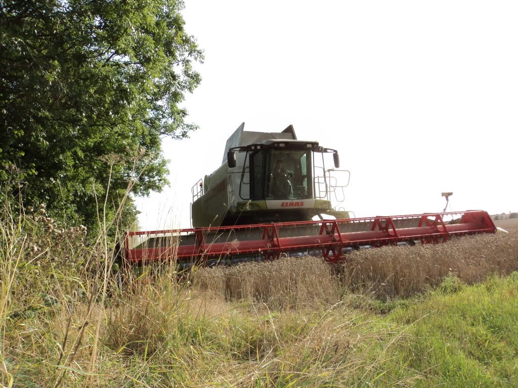 southenglandharvester146.jpg