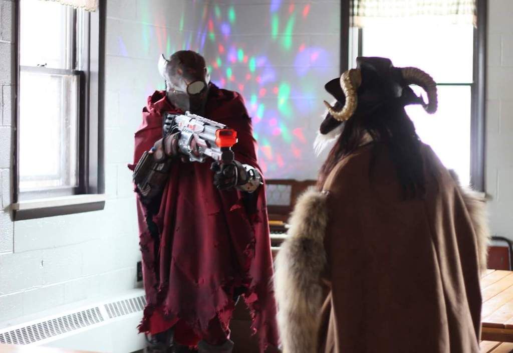 [Image: 12768401_10206949663434826_6630499530261...g~original]