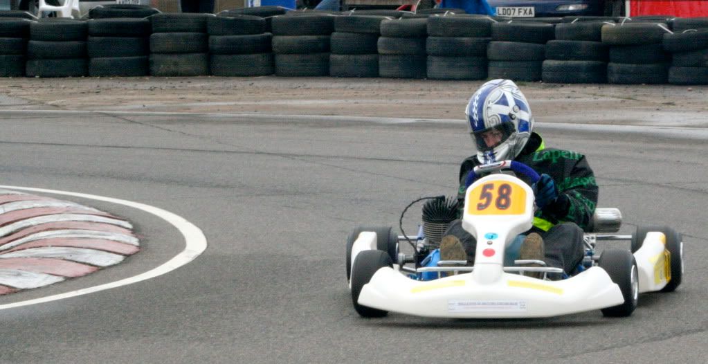 IMAGE: http://i909.photobucket.com/albums/ac300/DonaldMH/IMG_7524.jpg