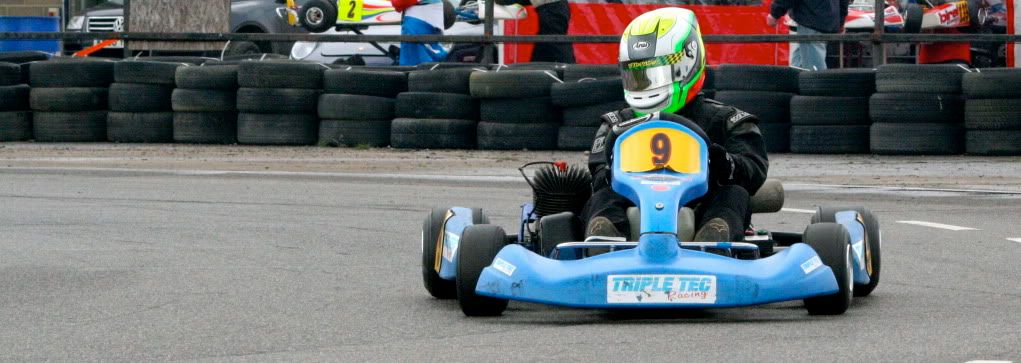 IMAGE: http://i909.photobucket.com/albums/ac300/DonaldMH/IMG_7534.jpg