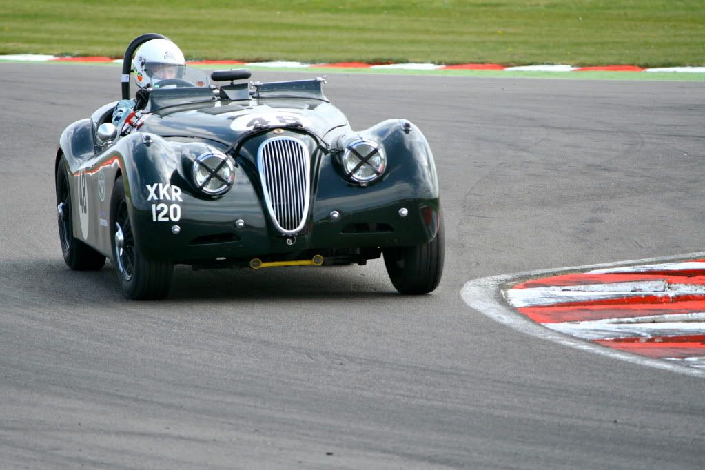 IMAGE: http://i909.photobucket.com/albums/ac300/DonaldMH/Snetterton/IMG_7936.jpg